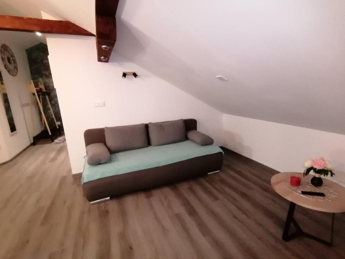 Apartman Megi & Studio Apartman Tomi - Self Check In Krapina Ngoại thất bức ảnh