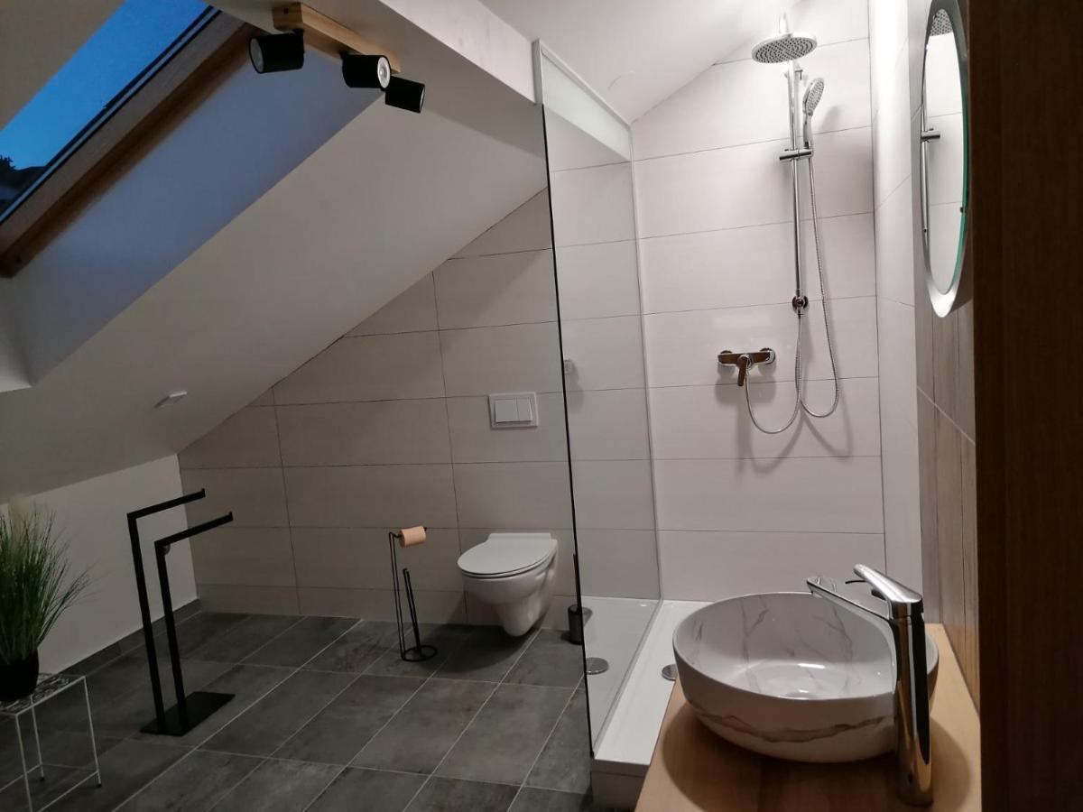 Apartman Megi & Studio Apartman Tomi - Self Check In Krapina Ngoại thất bức ảnh
